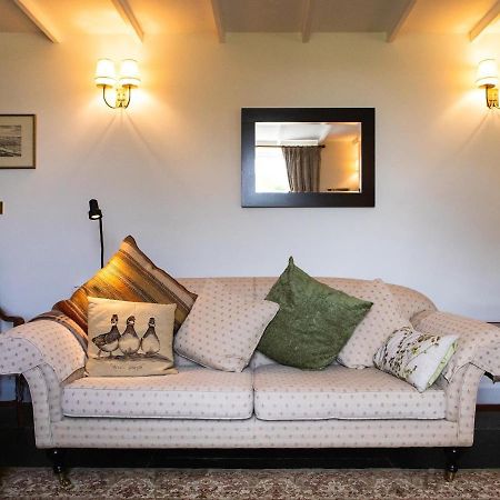 Pengelly Farmhouse B&B Труро Экстерьер фото